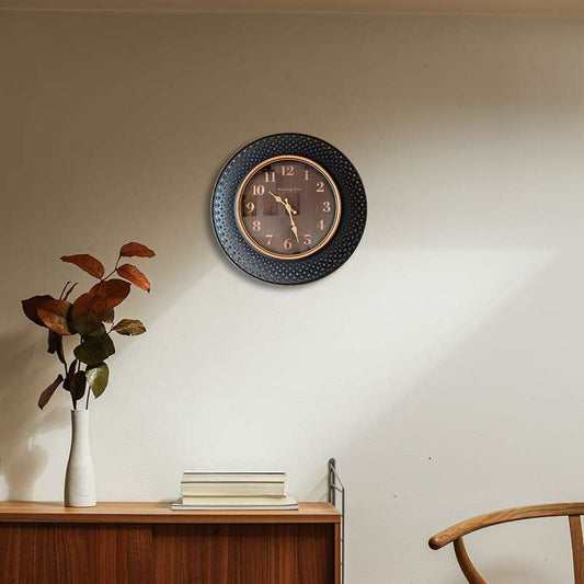 Antique style Black Round Wall Clock