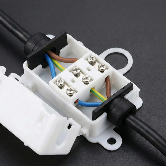 16A Electrical Cable Joiner 3-Core Inline Junction Box IP44 Terminal ~6617