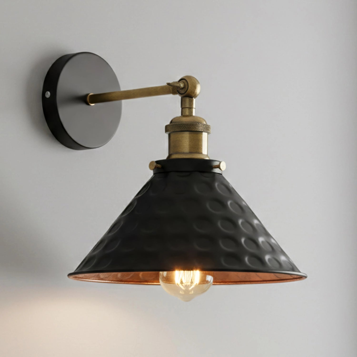 Wall Lights & Sconces