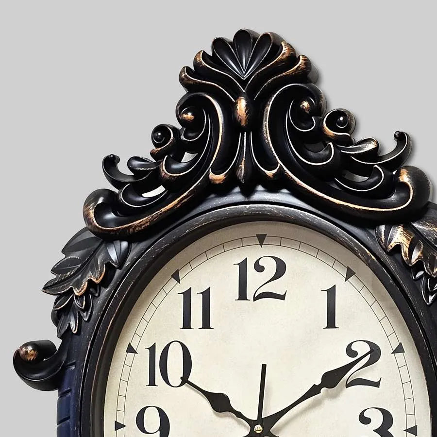 Oval Shape Wall clock Application image