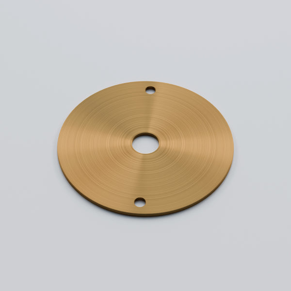 Industrial 20mm Conduit Box Lid Round 10mm Centre Hole ~ 6120 – Yellow Brass
