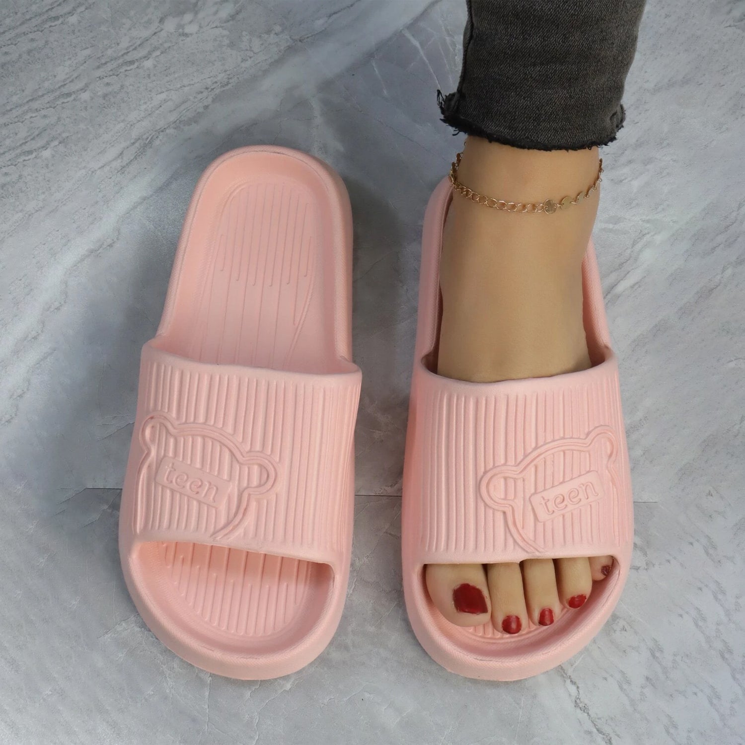 Bathroom slippers store for ladies