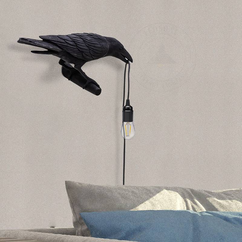Black Wall Lamp On the Left Resin Bird Wall sconce-App