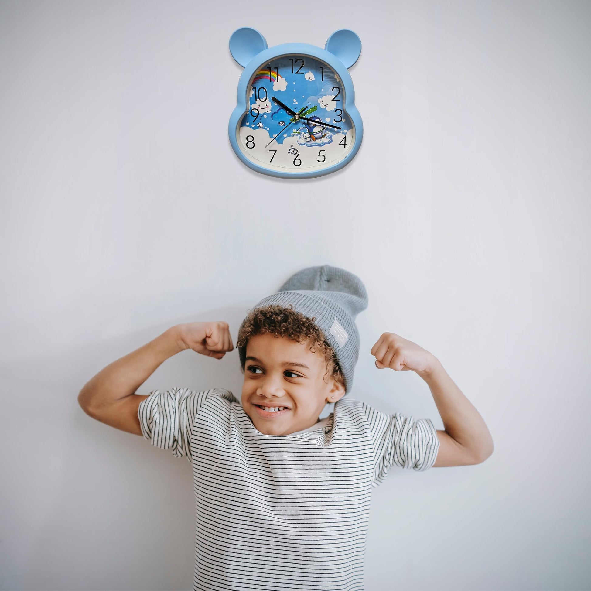 light blue non-ticking wall clock, blue quartz clock for boys room, 35 cm round wall clock light blue, battery powered silent children's clock, large numbers round clock blue