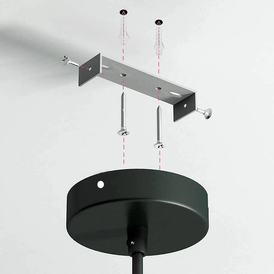 Ceiling light fixture with metal bracket