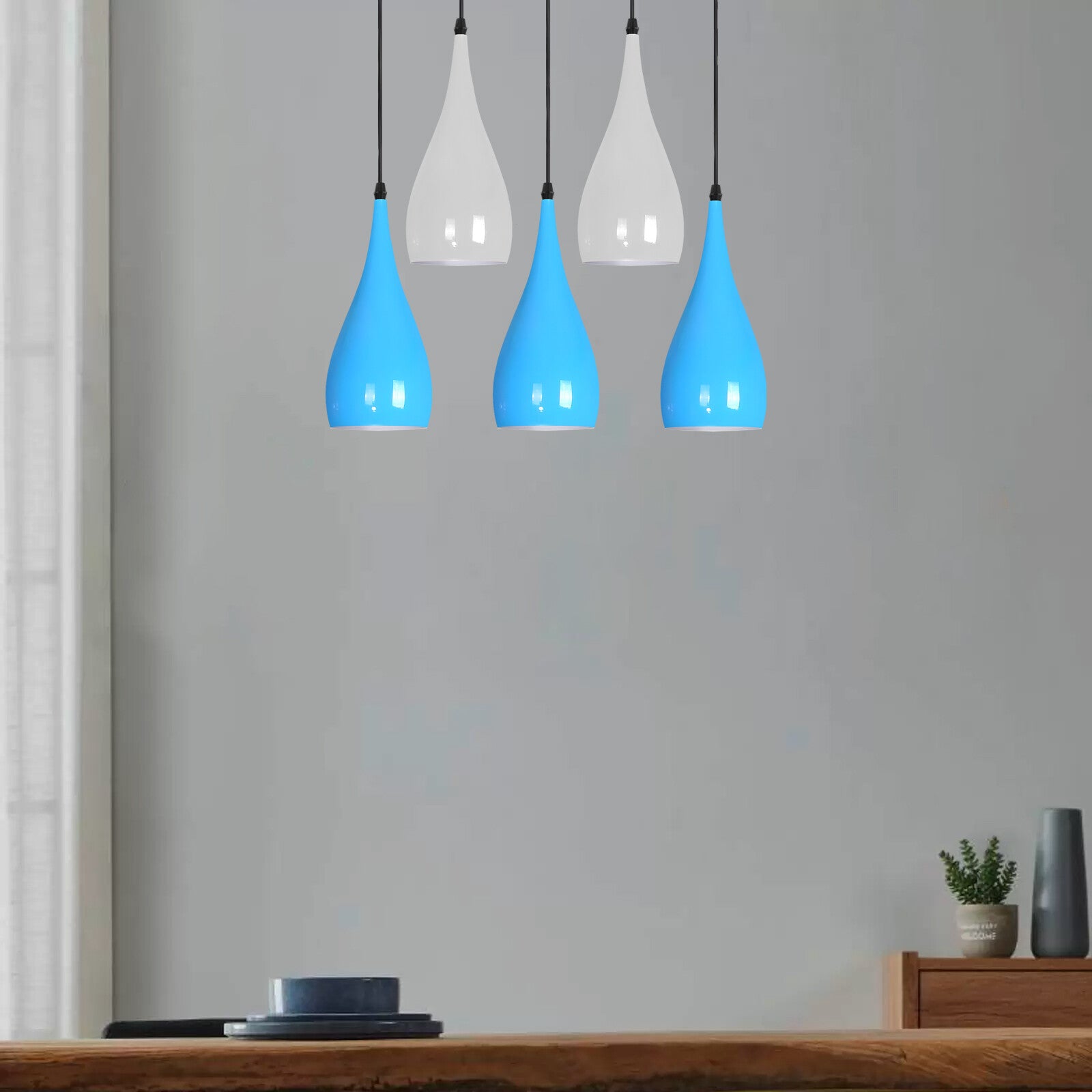Ceiling hanging light